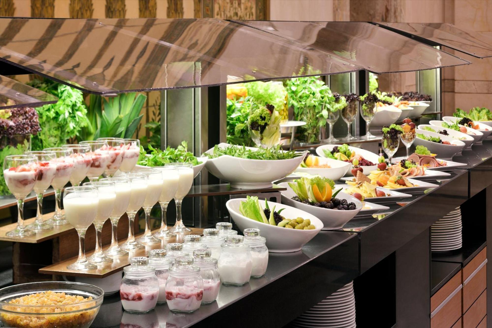 Intercontinental Dar Al Hijra Madinah By Ihg 5* Medina